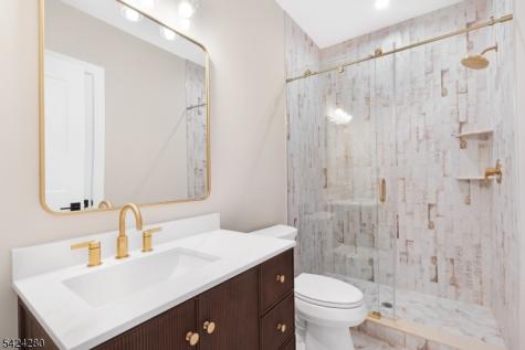 9 Brookside Drive Warren NJ 07059