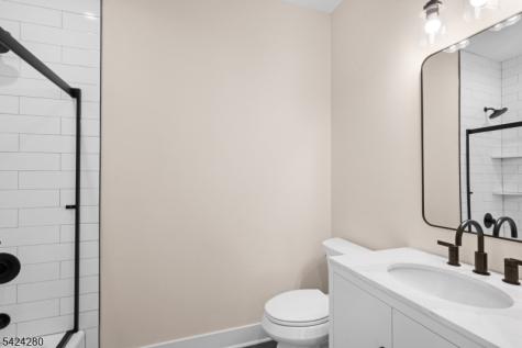 9 Brookside Drive Warren NJ 07059