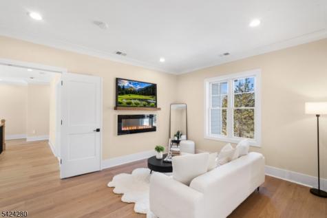 9 Brookside Drive Warren NJ 07059
