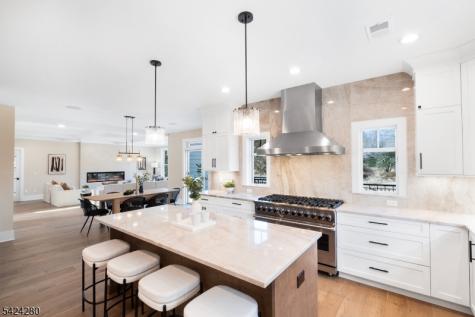 9 Brookside Drive Warren NJ 07059