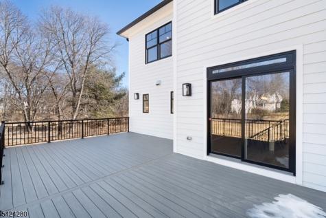 9 Brookside Drive Warren NJ 07059