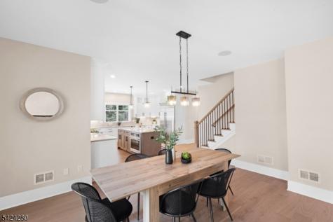 9 Brookside Drive Warren NJ 07059