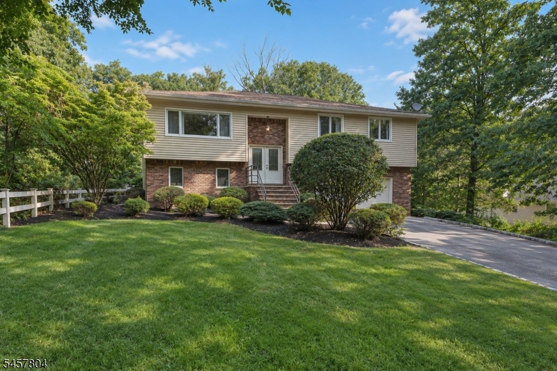19 Pepper Road Montville NJ 07082