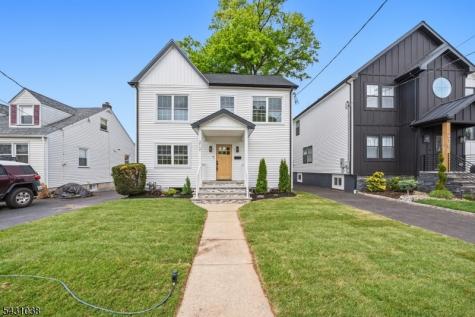 212 Browning Avenue Elizabeth NJ 07208
