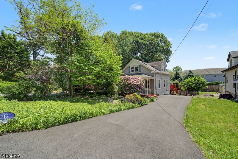 715 Cornelia Street Boonton NJ 07005