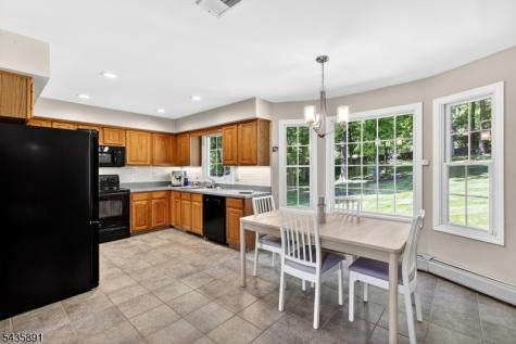 19 Colonial Circle Vernon NJ 07418