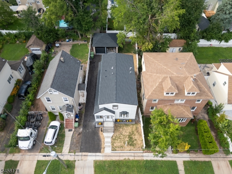 415 E 4th Avenue Roselle NJ 07203