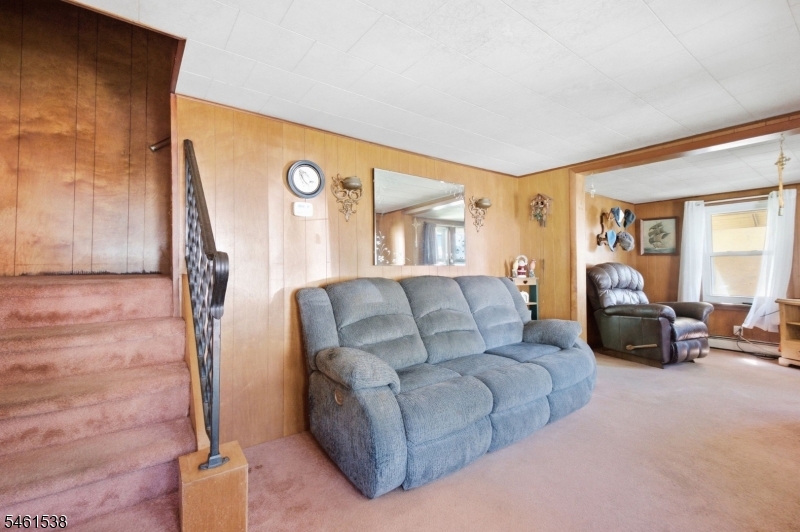 604 Tuttle Street Phillipsburg NJ 08865