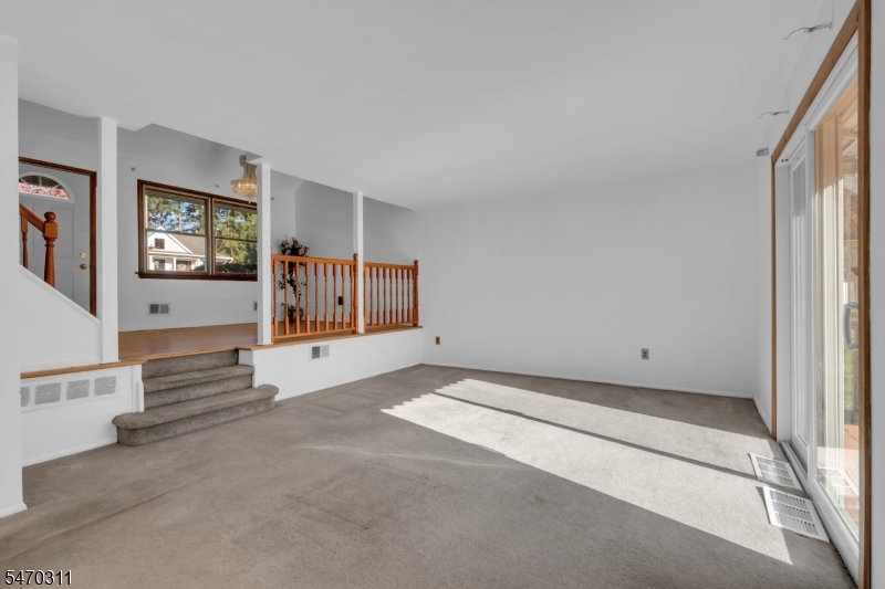 8 Elm Place Randolph NJ 07869