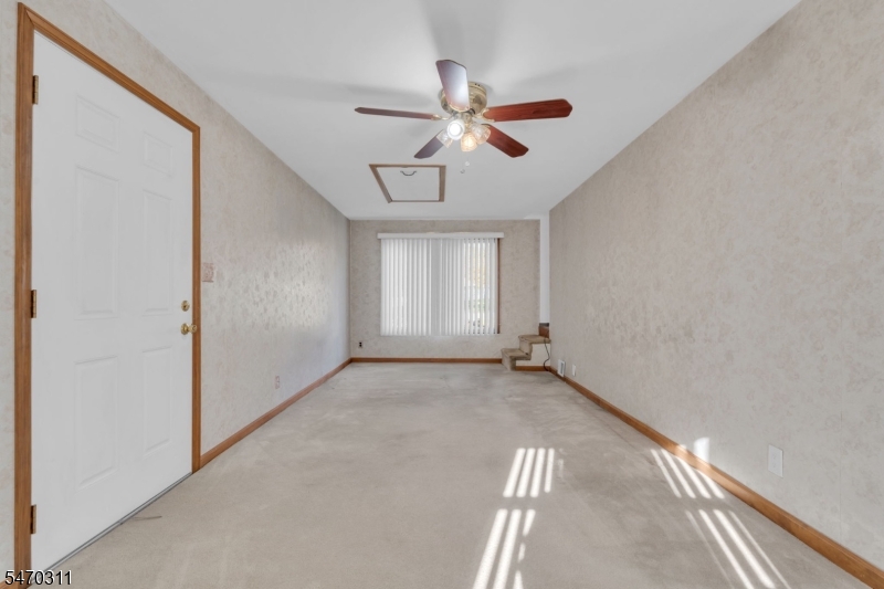 8 Elm Place Randolph NJ 07869