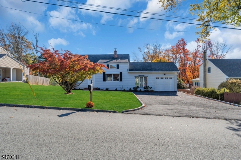 8 Elm Place Randolph NJ 07869