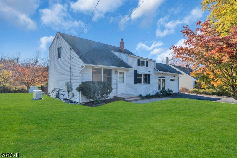 8 Elm Place Randolph NJ 07869