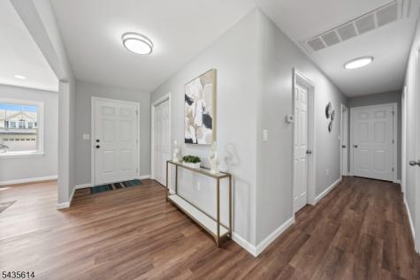 4 Dorothea Terrace Lawrence NJ 08648