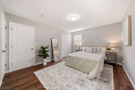 4 Dorothea Terrace Lawrence NJ 08648