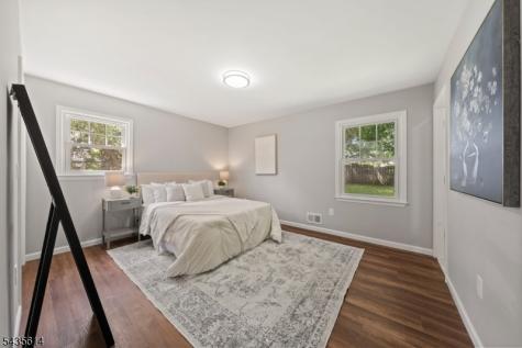 4 Dorothea Terrace Lawrence NJ 08648