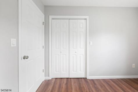 4 Dorothea Terrace Lawrence NJ 08648