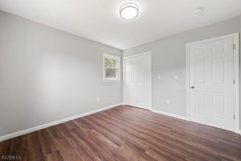 4 Dorothea Terrace Lawrence NJ 08648