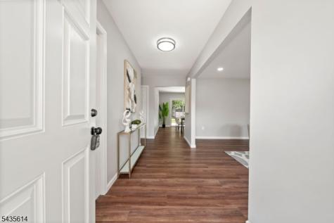 4 Dorothea Terrace Lawrence NJ 08648