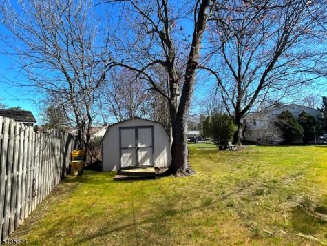 4 Dorothea Terrace Lawrence NJ 08648