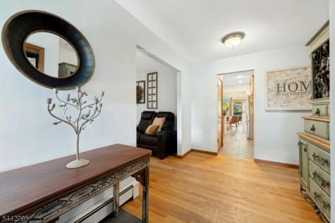 4 Northbrae Drive Rockaway NJ 07005