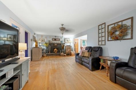 4 Northbrae Drive Rockaway NJ 07005