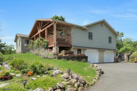 4 Northbrae Drive Rockaway NJ 07005