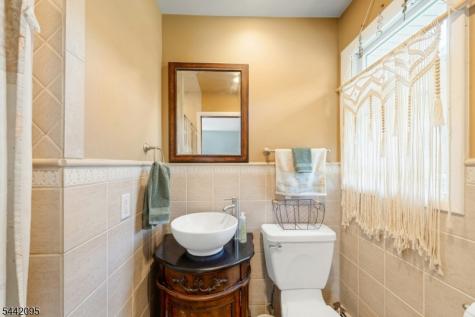 4 Northbrae Drive Rockaway NJ 07005
