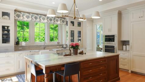 151 Wild Hedge Lane Mountainside NJ 07092