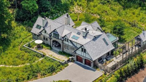 151 Wild Hedge Lane Mountainside NJ 07092