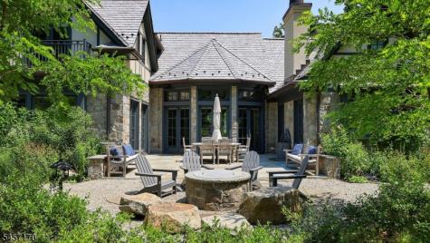 151 Wild Hedge Lane Mountainside NJ 07092