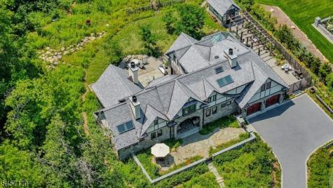 151 Wild Hedge Lane Mountainside NJ 07092