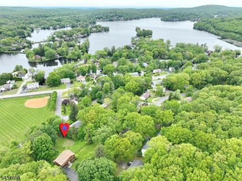 64 Larchmont Drive West Milford NJ 07421