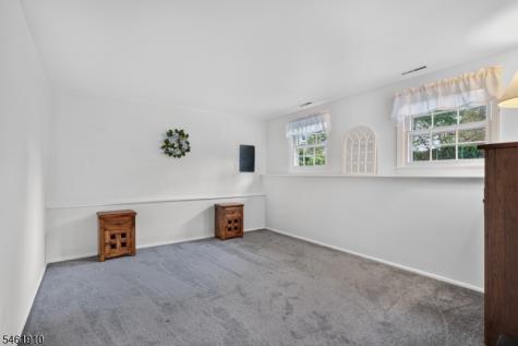 6 Redwood Drive Clinton NJ 08809