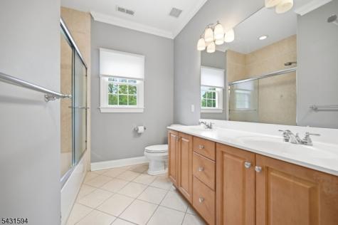 9 Cornerstone Way Livingston NJ 07039