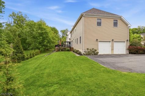 9 Cornerstone Way Livingston NJ 07039