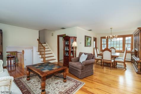 20 Stony Hill Court Butler NJ 07405