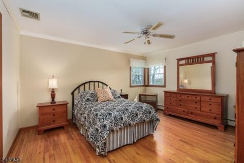20 Stony Hill Court Butler NJ 07405