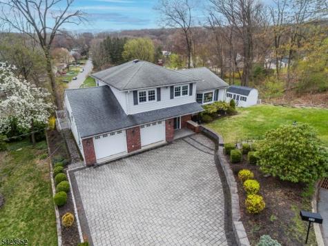 20 Stony Hill Court Butler NJ 07405
