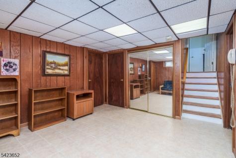 20 Stony Hill Court Butler NJ 07405