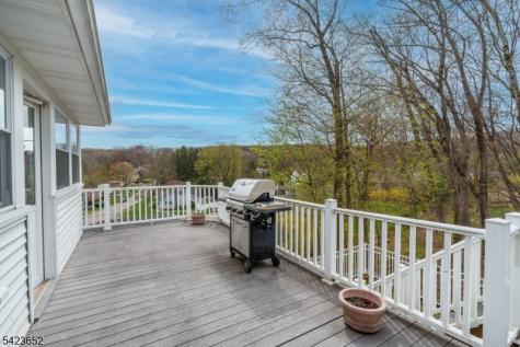 20 Stony Hill Court Butler NJ 07405