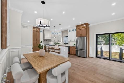 229 East Lane Clark NJ 07066