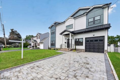 229 East Lane Clark NJ 07066