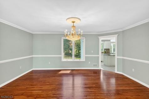 8 Van Duyne Court Montville NJ 07082
