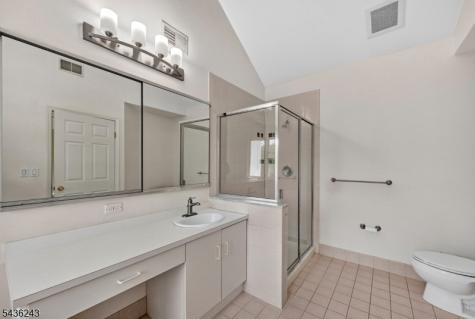 8 Van Duyne Court Montville NJ 07082