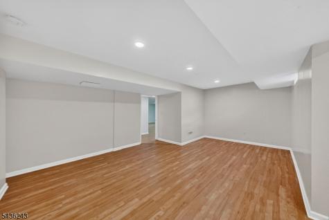8 Van Duyne Court Montville NJ 07082