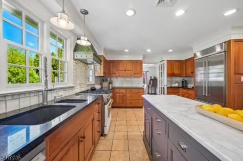 11 Hawthorne Road Millburn NJ 07078