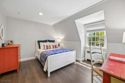 11 Hawthorne Road Millburn NJ 07078