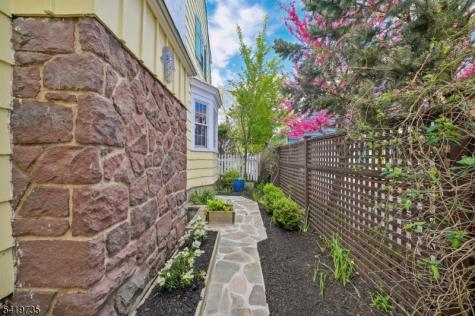 11 Hawthorne Road Millburn NJ 07078