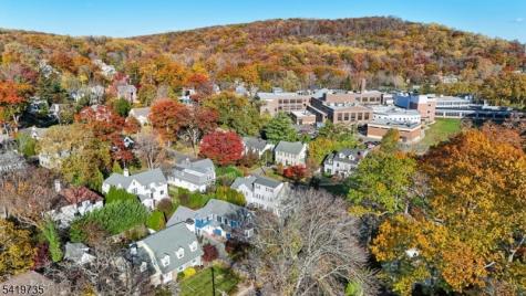 11 Hawthorne Road Millburn NJ 07078