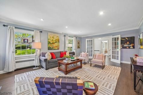 11 Hawthorne Road Millburn NJ 07078